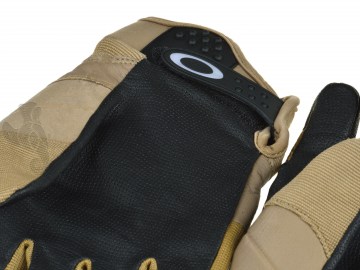 oakley-si-assault-gloves-coyote-tan_4