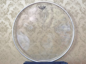 remo-weather-king-emperor-clear-bass-drumhead_2