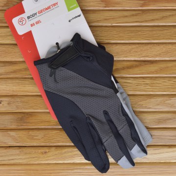specialized-body-geometry-gel-long-finger-gloves-black-carbon-grey_2