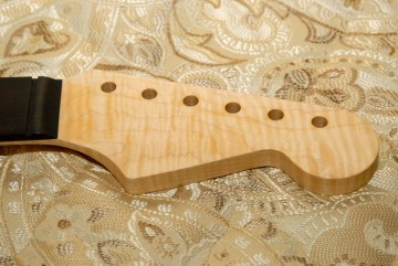 warmoth-pro-construction-stratocaster-guitar-replacement-neck_5